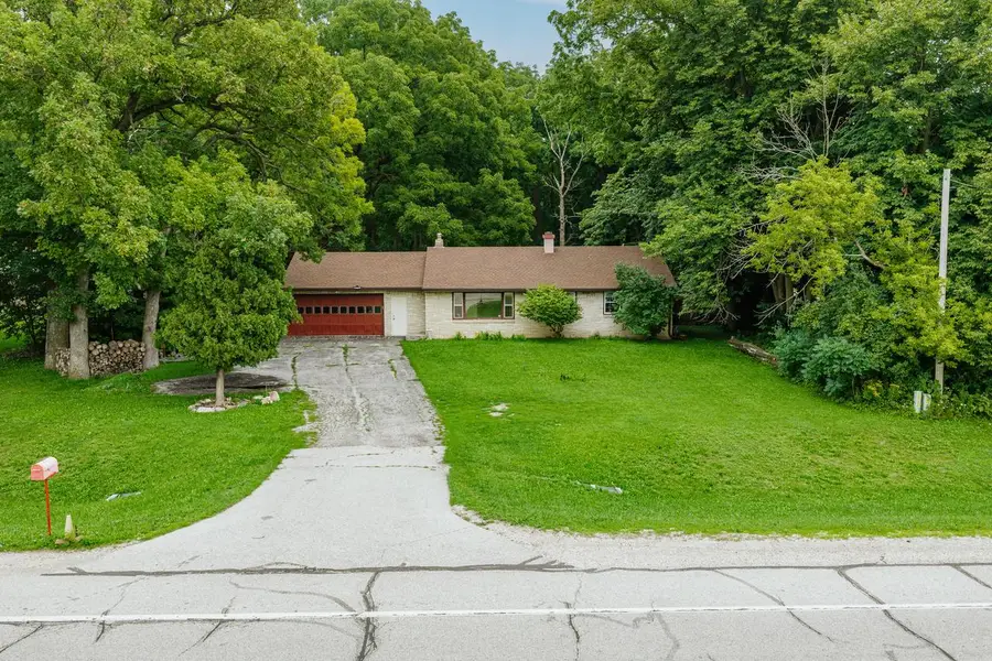 8601 Big Bend ROAD, Waterford, WI 53185 - #2