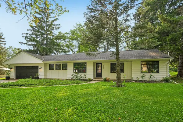 2565 El Rancho DRIVE, Brookfield, WI 53005
