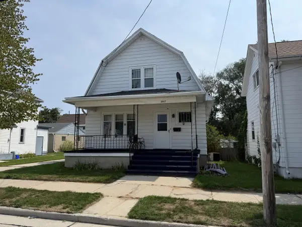 2017 Adams STREET, Two Rivers, WI 54241