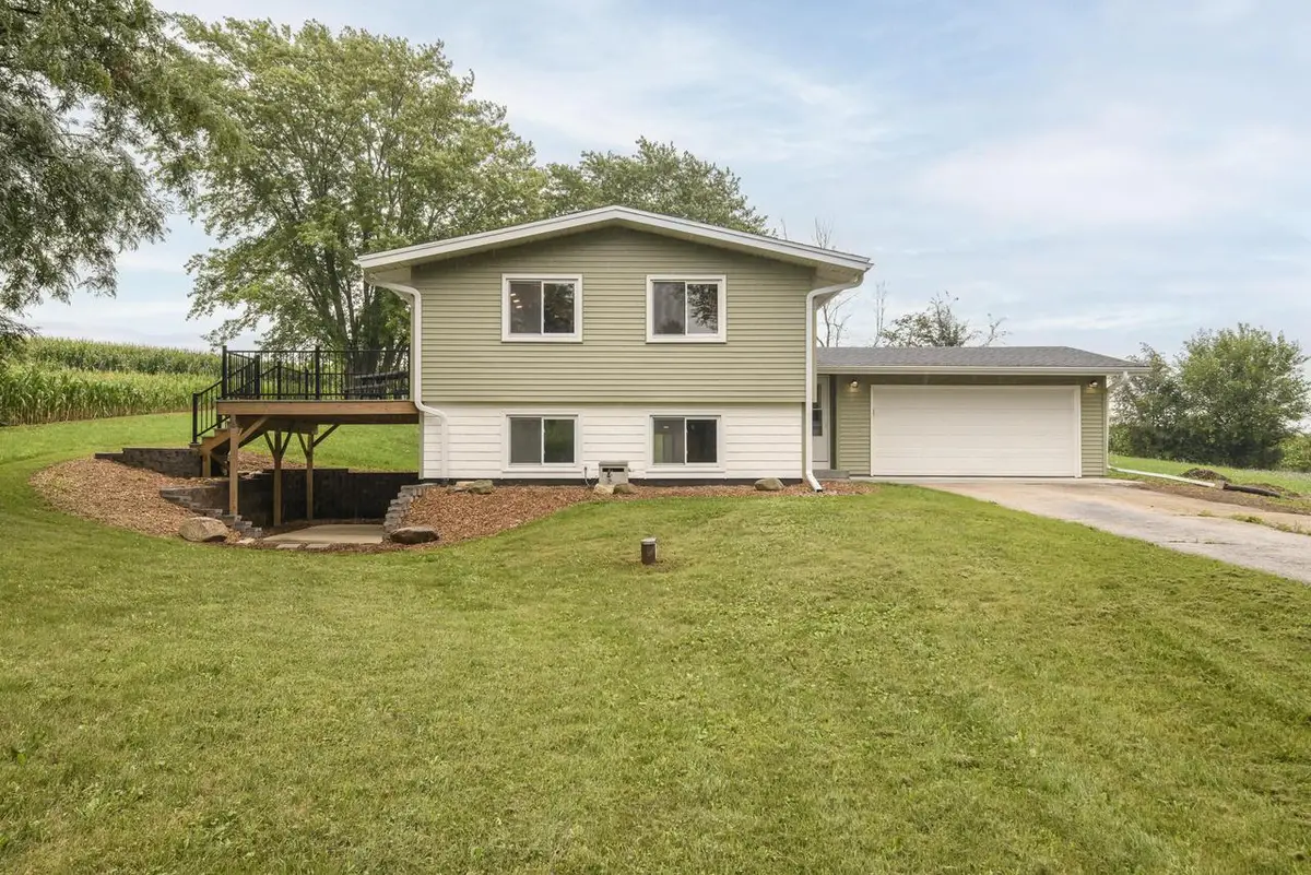 W389N7644 Pennsylvania STREET, Oconomowoc, WI 53066 - #1