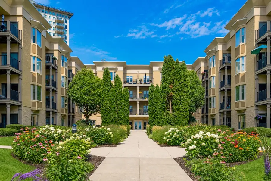 1300 N Prospect AVENUE #114, Milwaukee, WI 53202 - #3