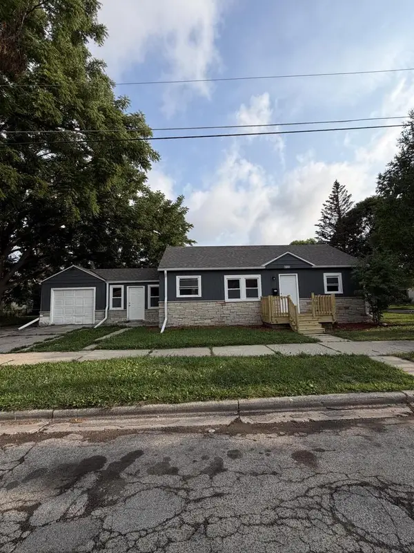 4135 W Lancaster AVENUE, Milwaukee, WI 53209