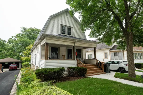 1906 S 91st STREET, West Allis, WI 53227