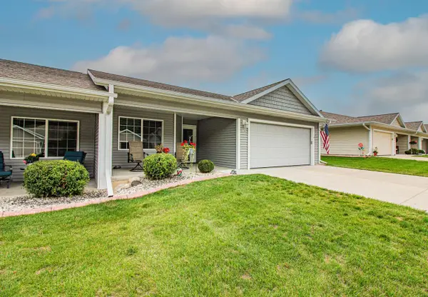 1246 Fieldstone DRIVE #2, Hartford, WI 53027