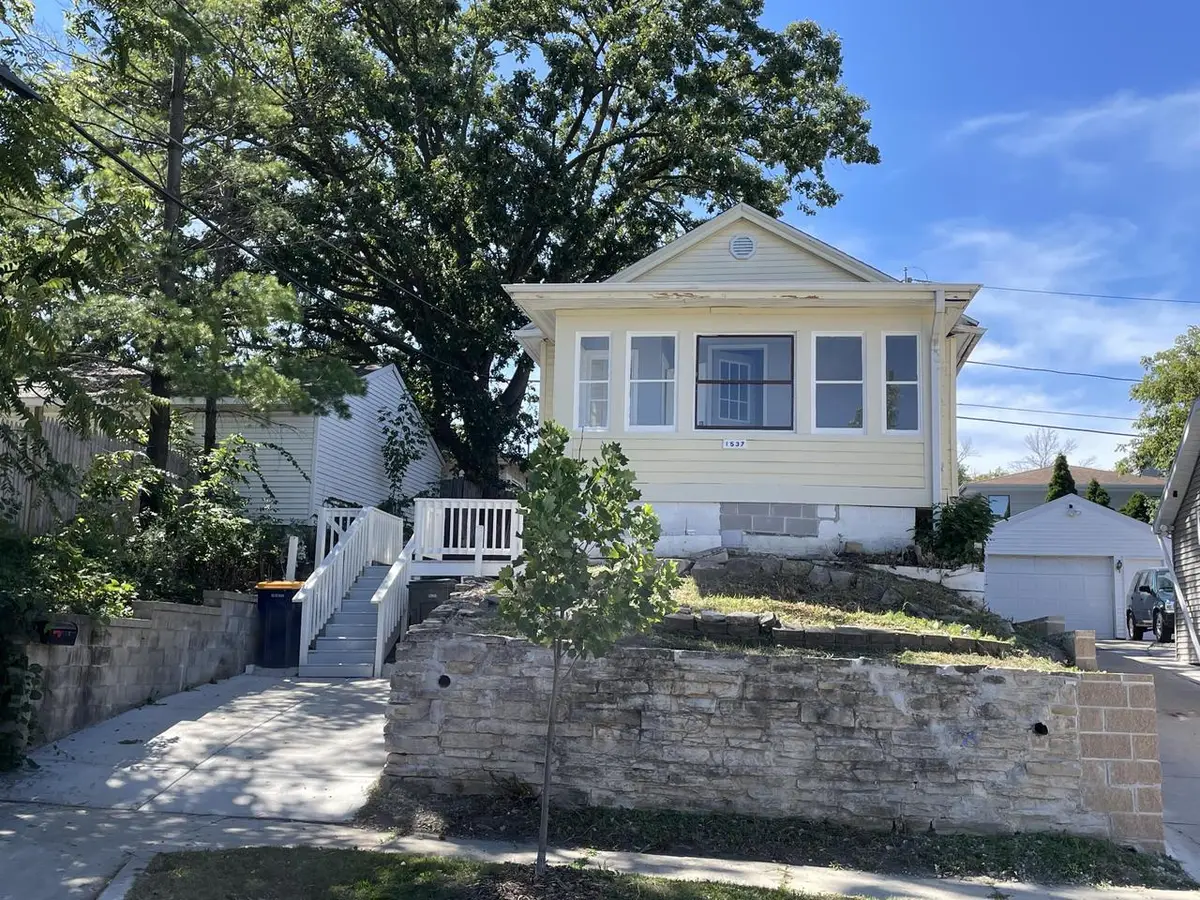 1537 S 94th STREET, West Allis, WI 53214 - #1