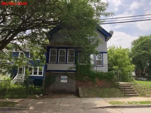 209 E Chambers STREET, Milwaukee, WI 53212