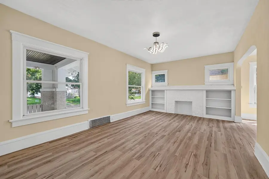 2867 N 40th STREET, Milwaukee, WI 53210 - #2