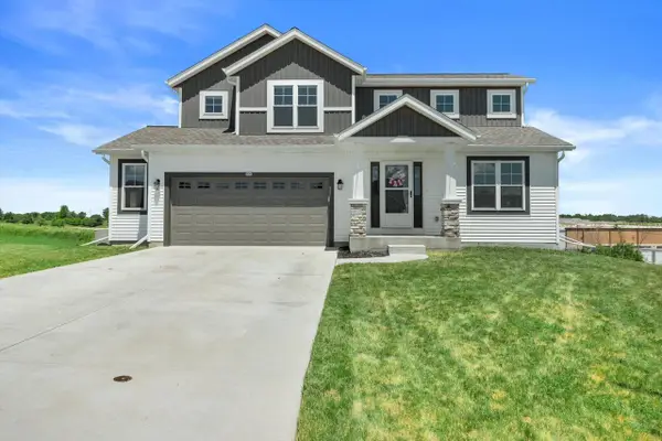 906 Ridge COURT, Watertown, WI 53094
