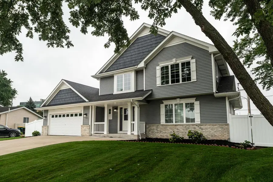 165 E Golden LANE, Oak Creek, WI 53154 - #2