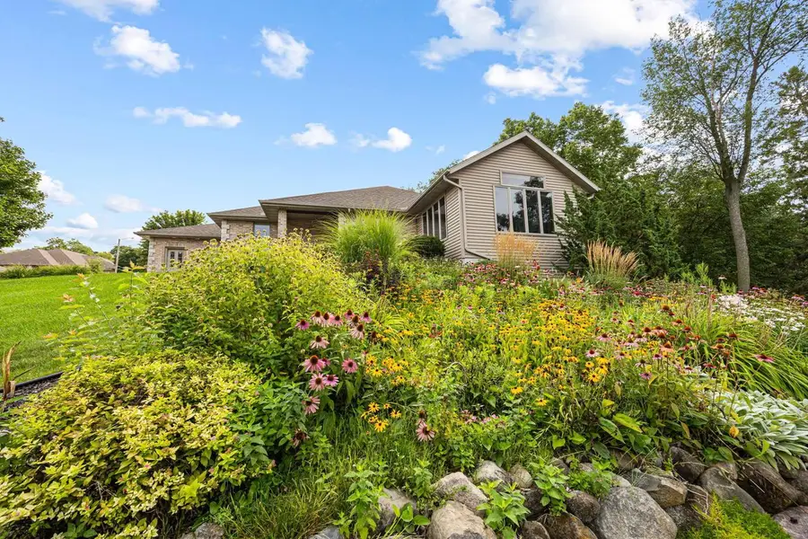 1227 W Sherman Avenue, Fort Atkinson, WI 53538 - #2