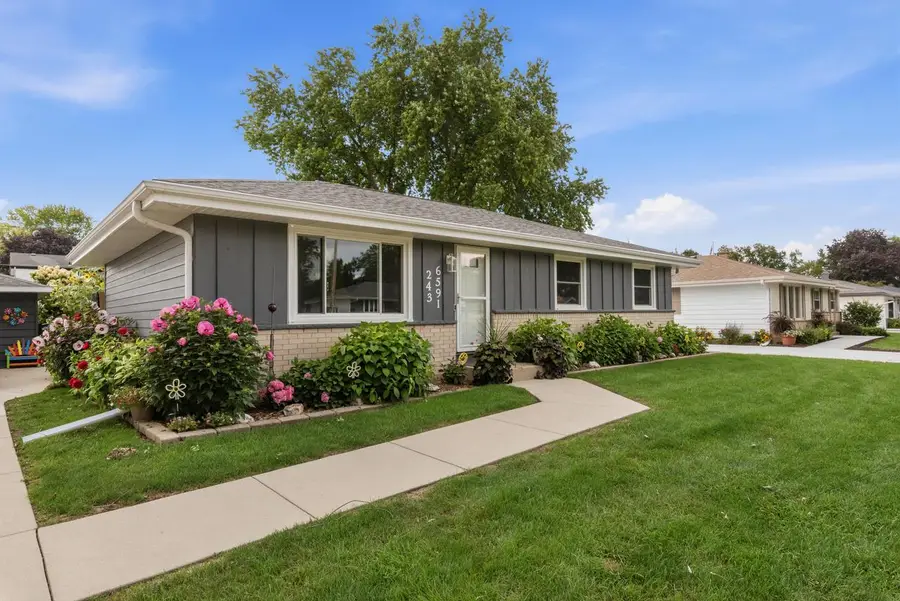 W243N6591 Westhaven DRIVE, Sussex, WI 53089 - #2