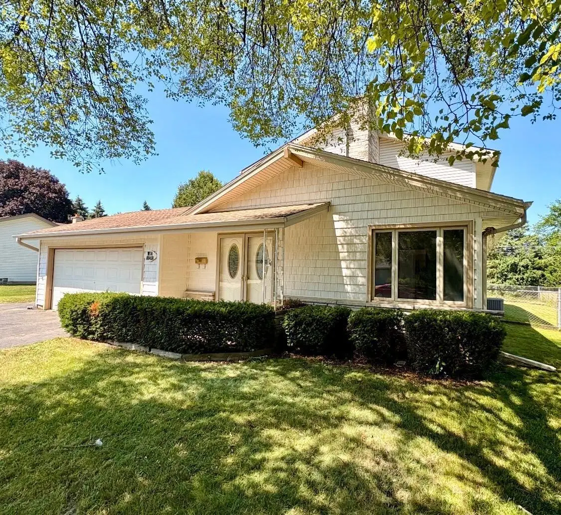 W174N9459 Devon Wood ROAD, Menomonee Falls, WI 53051 - #1