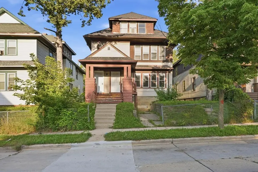 3414 N Vel R Phillips AVENUE #3416, Milwaukee, WI 53212 - #2