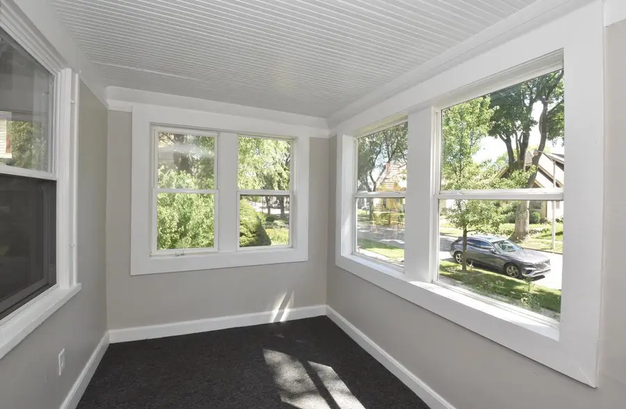 5527 N 34th STREET, Milwaukee, WI 53209 - #3