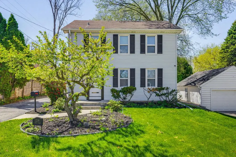 1219 N 85th STREET, Wauwatosa, WI 53226 - #3