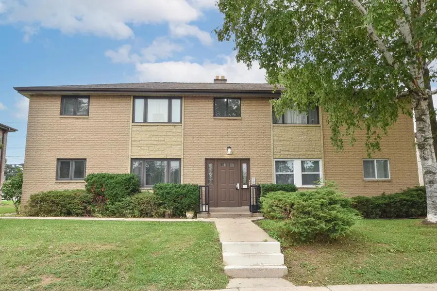 5680 N 91st STREET, Milwaukee, WI 53225 - #2