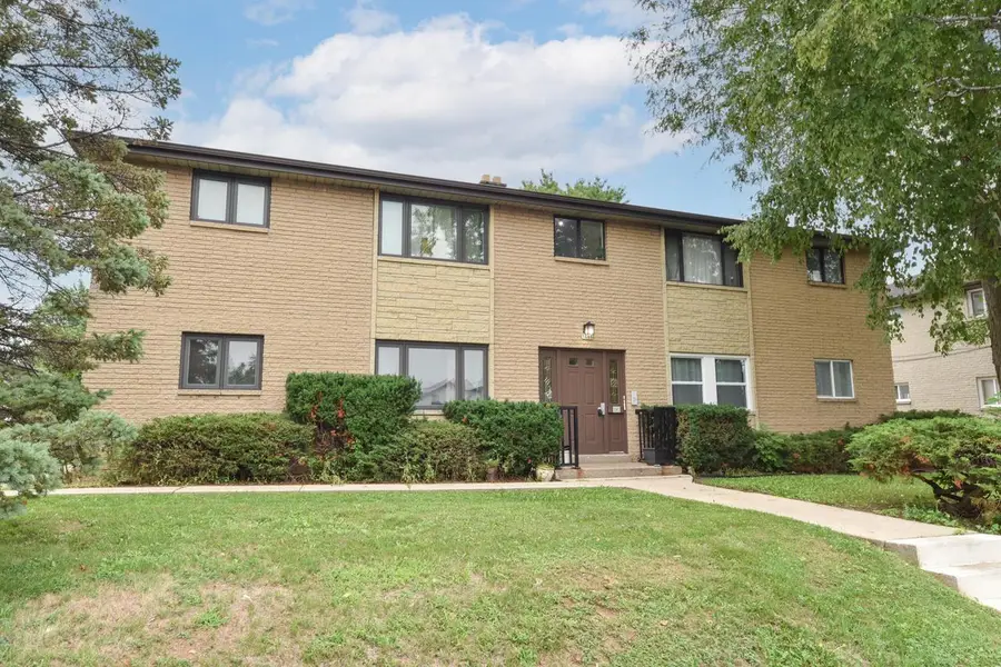 5680 N 91st STREET, Milwaukee, WI 53225 - #3