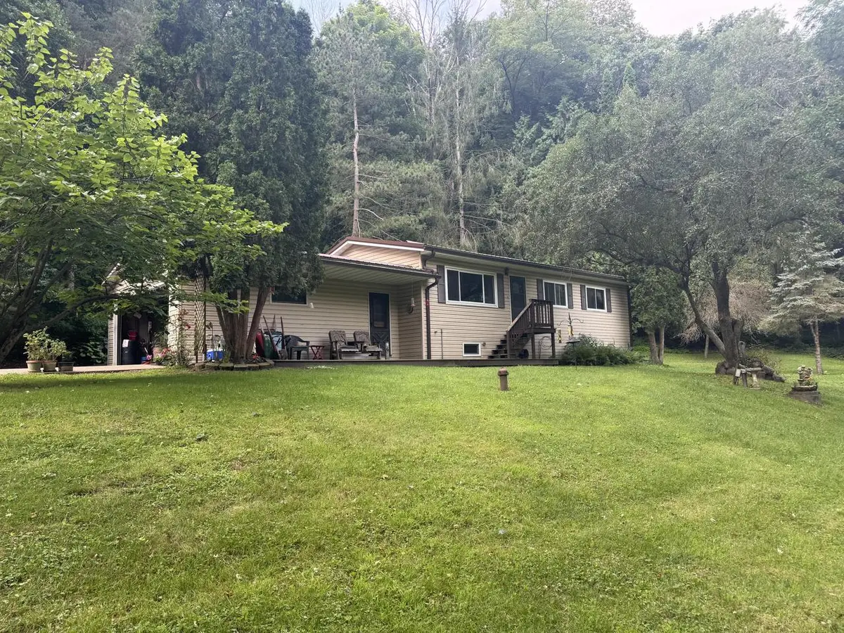 29053 State Highway 27, Cashton, WI 54619 - #1