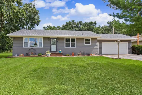 7637 128th AVENUE, Bristol, WI 53104