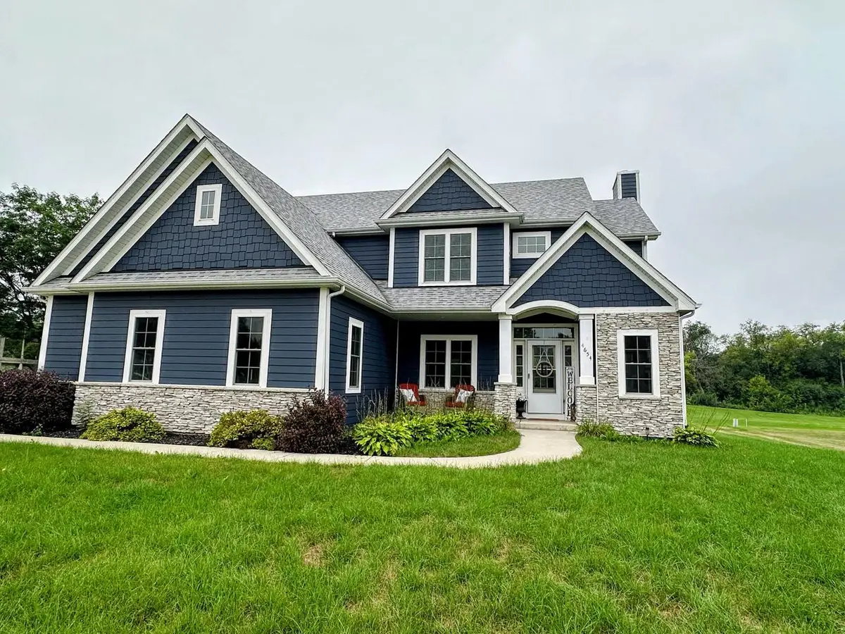 W4654 Pebble DRIVE, Elkhorn, WI 53121 - #1