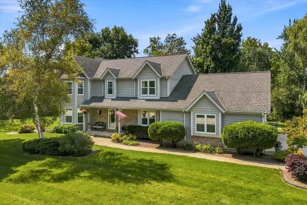 1323 Spinnaker DRIVE, Port Washington, WI 53074