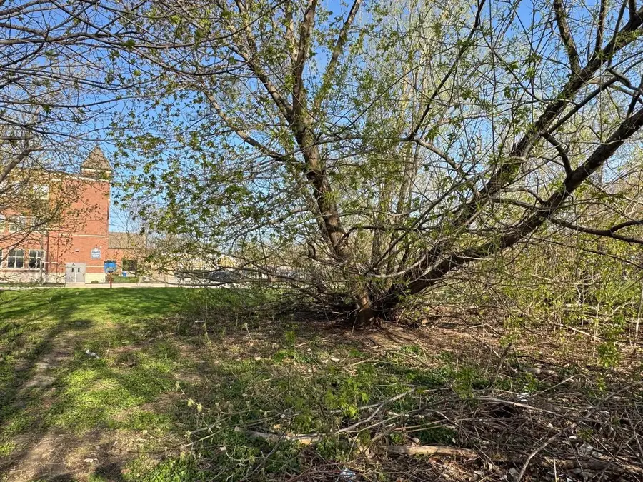 2228 N PALMER STREET, Milwaukee, WI 53212 - #2