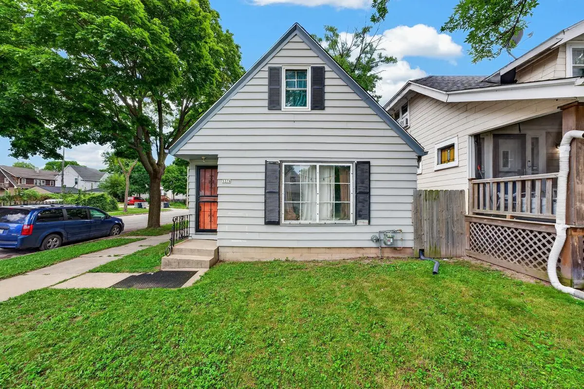 5376 N 38th STREET, Milwaukee, WI 53209 - #1