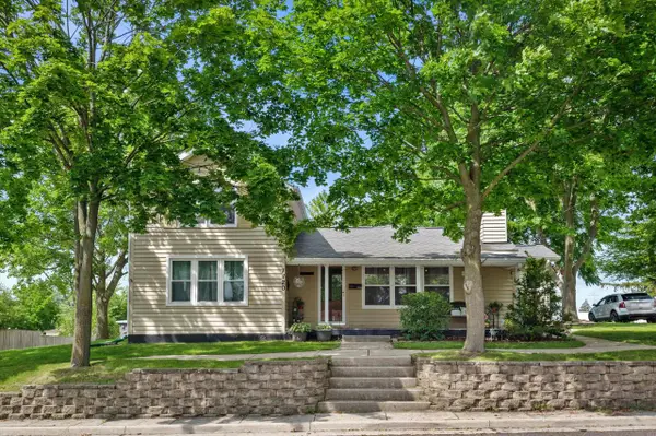 1120 11th AVENUE, Union Grove, WI 53182