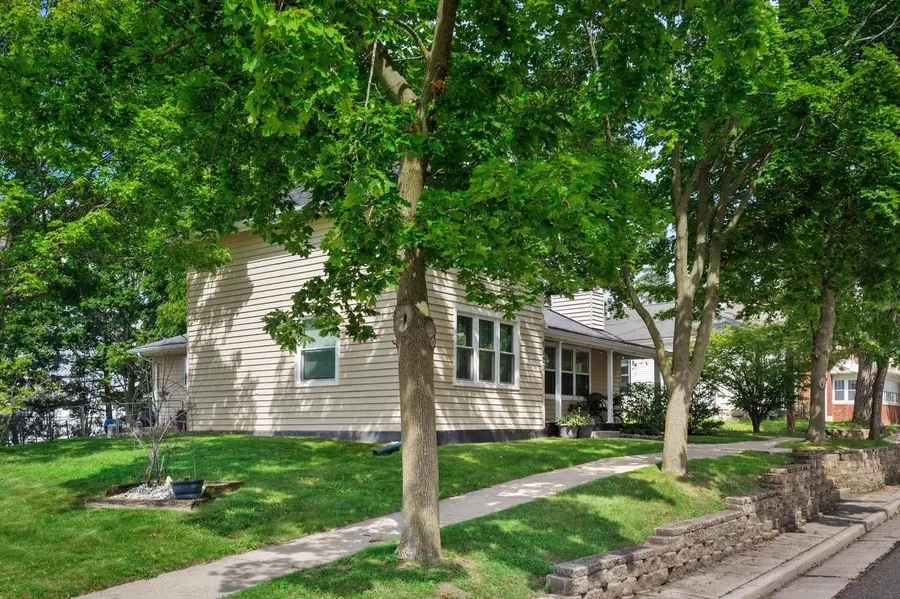 1120 11th AVENUE, Union Grove, WI 53182 - #2