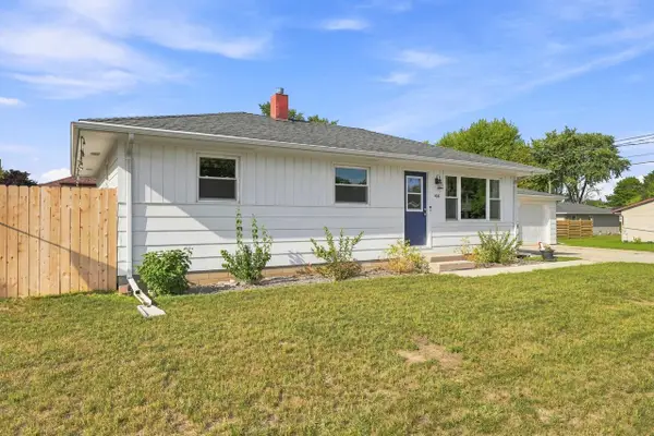 4016 Wildwood DRIVE, Manitowoc, WI 54220