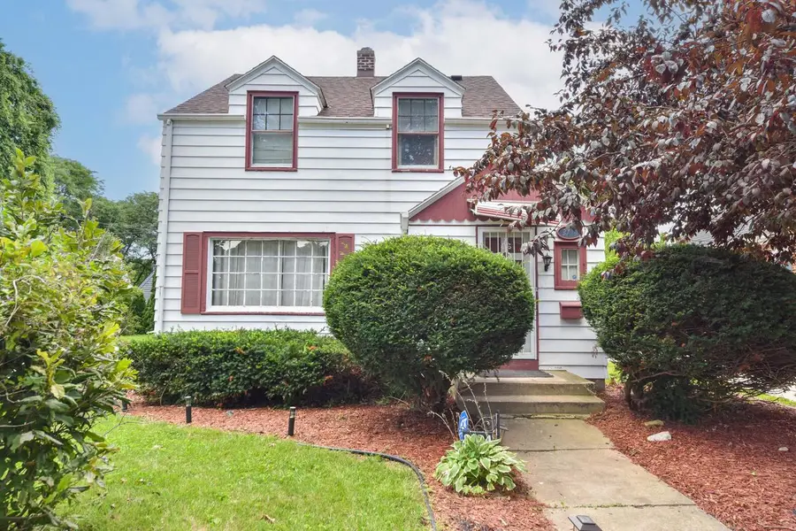 3724 N 49th STREET, Milwaukee, WI 53216 - #2