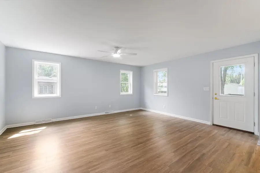 6867 Enge DRIVE, West Bend, WI 53090 - #3
