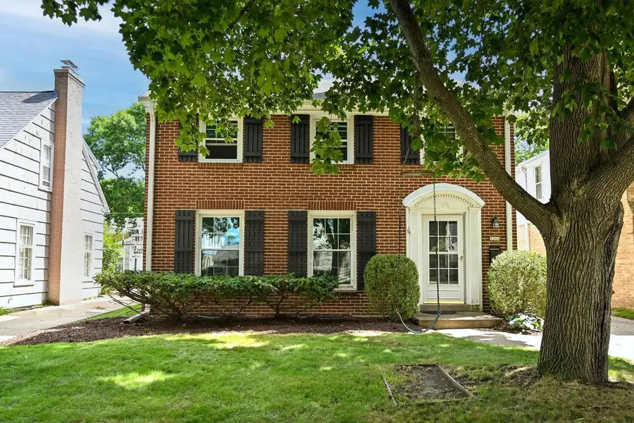 5264 N Kent AVENUE, Whitefish Bay, WI 53217 - #2