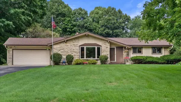 W215N10105 Hickory DRIVE, Colgate, WI 53017