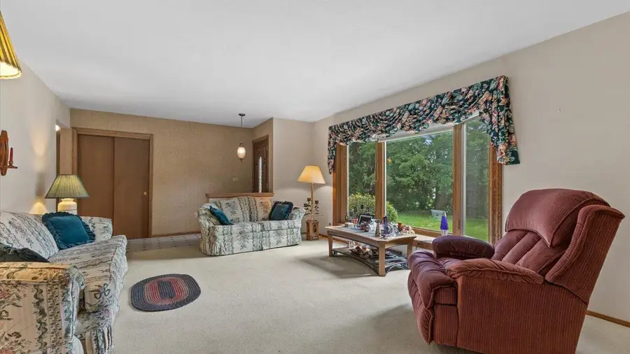 W215N10105 Hickory DRIVE, Colgate, WI 53017 - #2