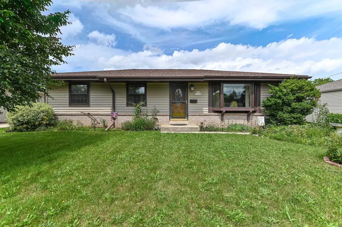 N84W14476 Menomonee AVENUE, Menomonee Falls, WI 53051 - #1