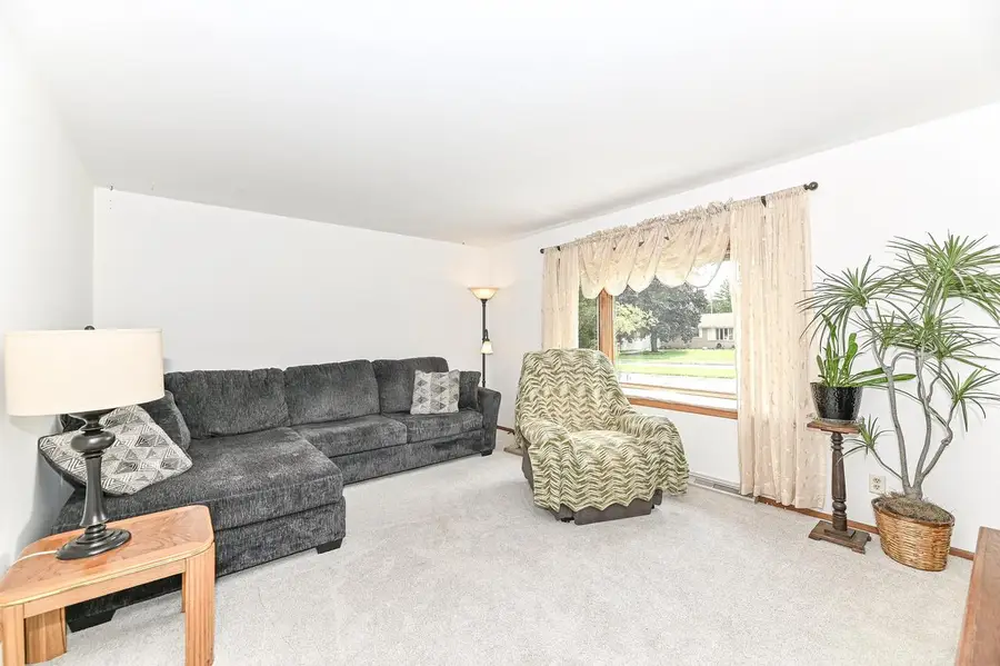 N84W14476 Menomonee AVENUE, Menomonee Falls, WI 53051 - #3
