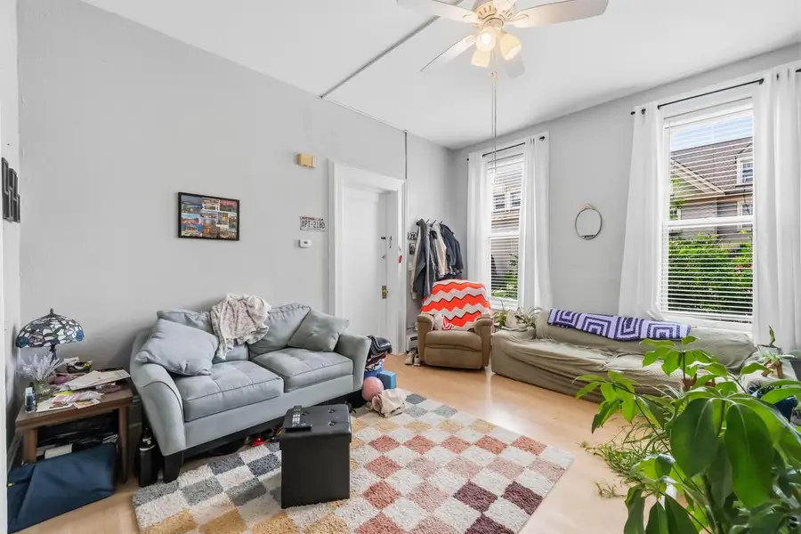1308 N Astor STREET, Milwaukee, WI 53202 - #3