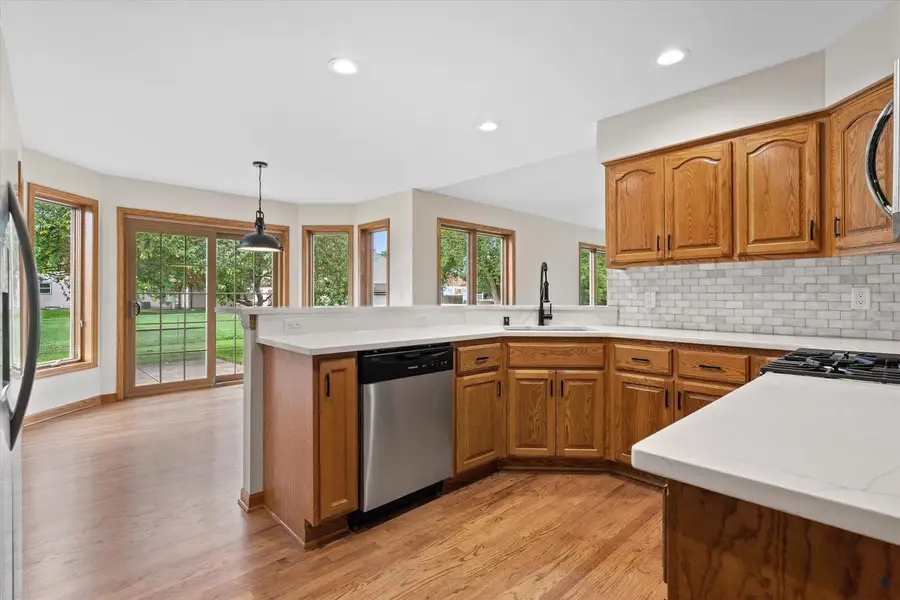 2072 W Hope LANE, Oak Creek, WI 53154 - #2