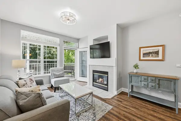 1505 South Shore DRIVE #205, Delavan, WI 53115