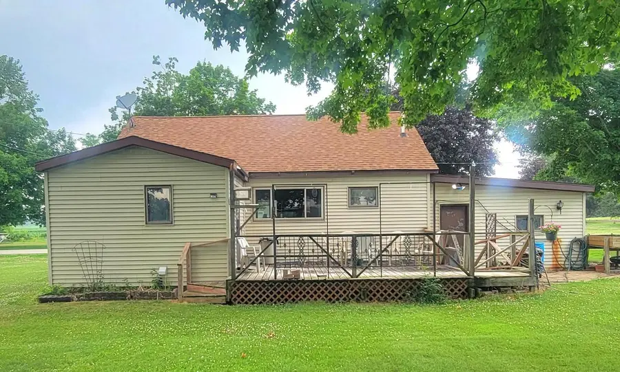W8081 Parnell ROAD, Cascade, WI 53011 - #2