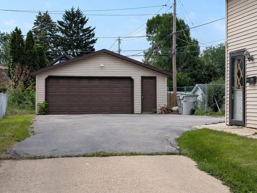 157 N Hawley ROAD, Milwaukee, WI 53213 - #3