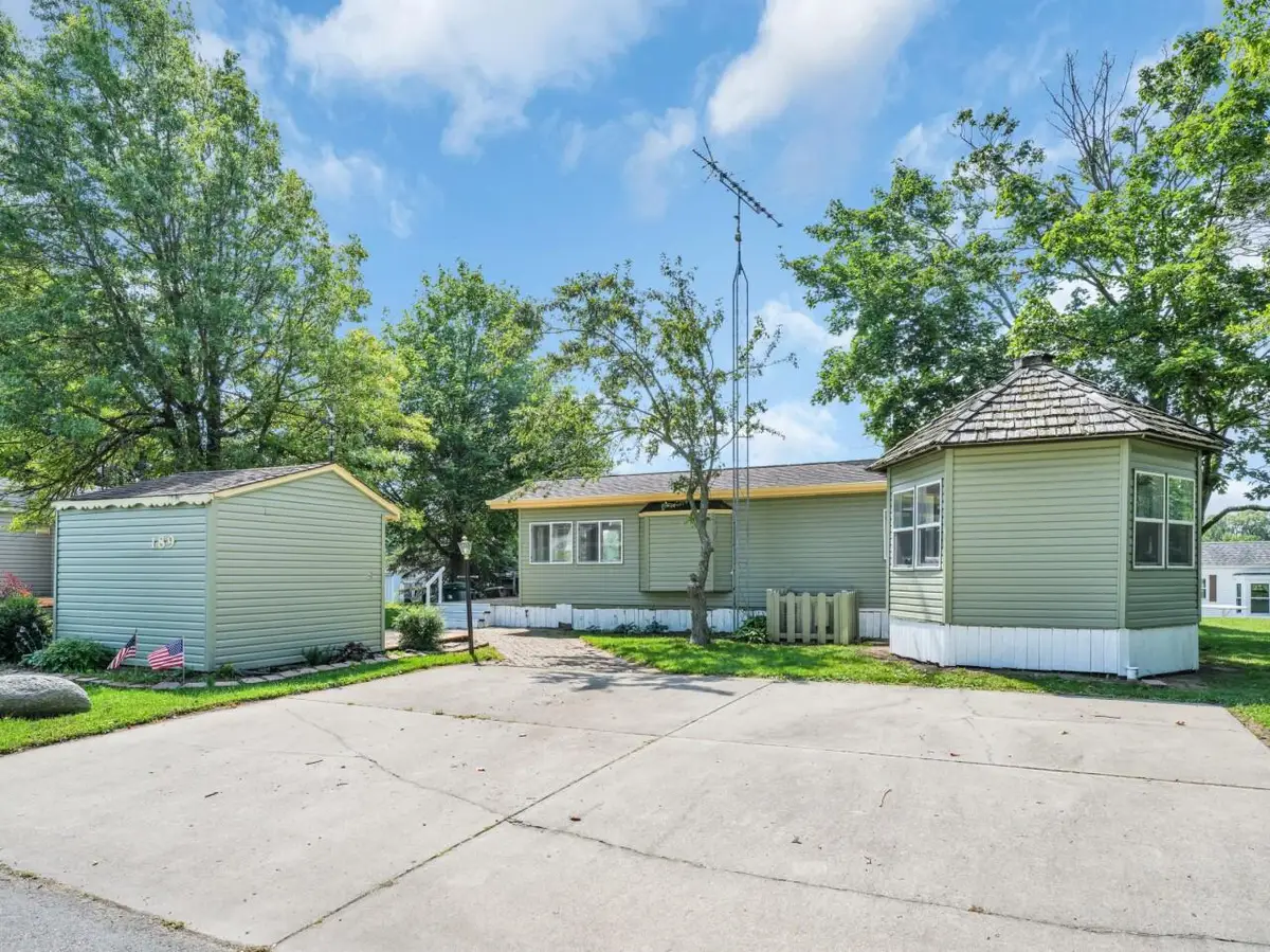 W4945 County Road ES #189, Elkhorn, WI 53121 - #1