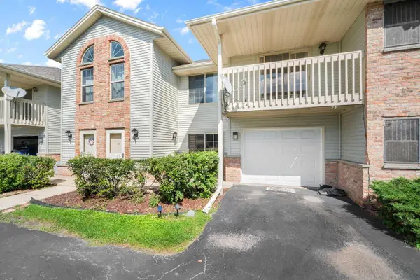 3651 E Barbara COURT #6, Oak Creek, WI 53154
