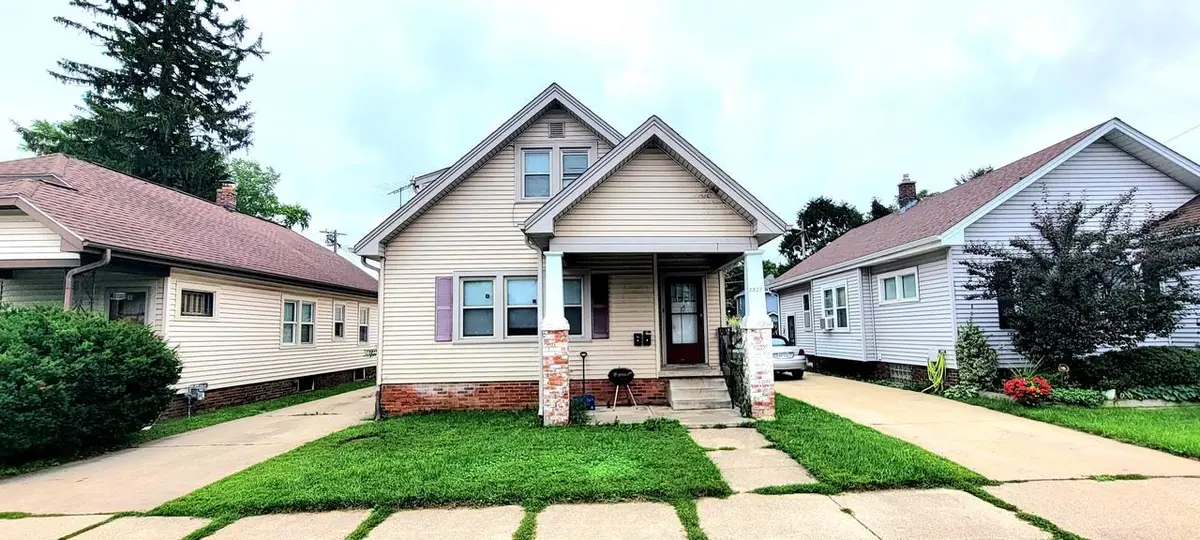 2327 Meachem STREET, Racine, WI 53403 - #1
