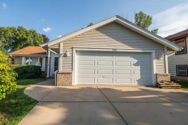 9601 W Darnel AVENUE, Milwaukee, WI 53224
