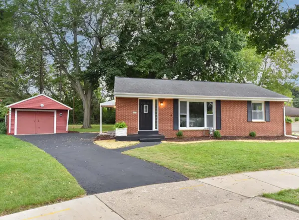 3675 S Taylor COURT, Milwaukee, WI 53207