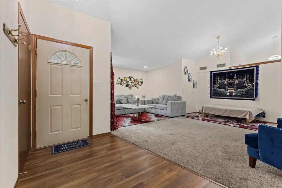 4102 W Minnesota COURT, Franklin, WI 53132 - #2
