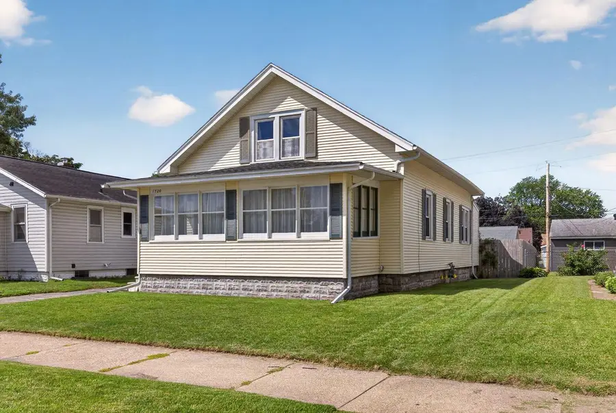 1420 19th STREET S, La Crosse, WI 54601 - #2