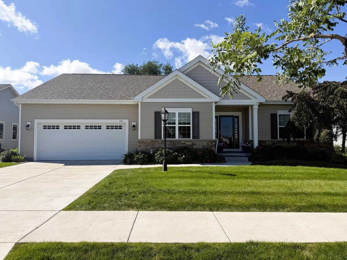 259 Silver Lake TRAIL, Oconomowoc, WI 53066 - #1